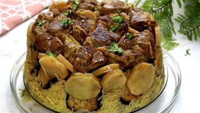 طريقة عمل المقلوبة باللحم والباذنجان الشهية