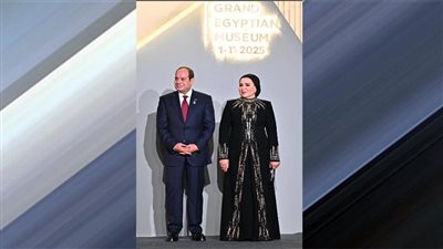 مرمر حليم تعبر عن امتنانها لتصميم فستان السيدة الأولى لمصر (صور)