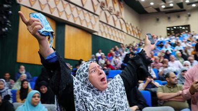 دموع وتكبيرات للفائزين في قرعة الحج بالإسماعيلية 