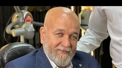 الفنان طلعت الشريف يتعرض لانتحال شخصيته ويحرر محضرا بمباحث الإنترنت