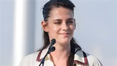 كريستين ستيوارت توجه تحذيرًا قويًا لهوليوود: 