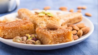 طريقة عمل الهريسة الأصلية بمكونات بسيطة