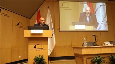  بحوث الصحراء:التكنولوجيا الحيوية تمثل ضرورة لتحقيق الأمن الغذائي واستدامة التنمية