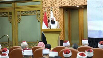 الشيخ محمد العريفي: لا بد من بناء استراتيجية شاملة لتعزيز الوسطية