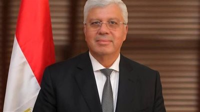 رئيس جامعة طنطا يهنئ وزير التعليم العالي والبحث العلمي بمناسبة الحصول على أعلى تصنيف دولي 