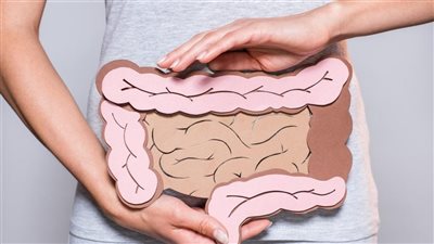 هل تؤثر صحة الأمعاء على جودة النوم؟.. علماء يجيبون