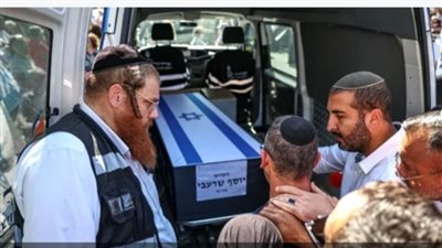 جيش الاحتلال: الصليب الأحمر سيتسلم جثمان محتجز إسرائيلي 