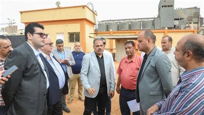 الأشموني يطمئن على جاهزية المعدات لمواجهة الأزمات والطوارئ