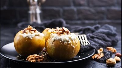 فوائد التفاح بعين الجمل والعسل.. مناسبة لنظام الكيتو