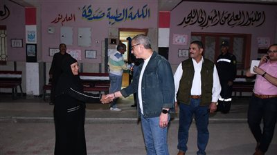 محافظ الفيوم يتفقد عدداً من اللجان بانتخابات مجلس النواب خلال الفترة المسائية