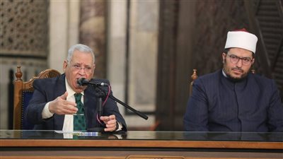 الملتقى الفقهي: الاختيار السليم أساس بناء الأسرة والكفاءة العقلية ضرورة لتحقيق الانسجام الأسري