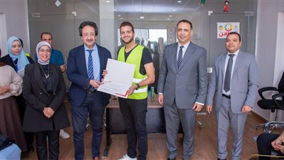 وزارة التضامن تسلم جامعة طنطا طابعة 