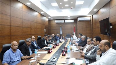 متابعة سير اليوم الثانى من انتخابات البرلمانية بغرفة عمليات البحر الأحمر