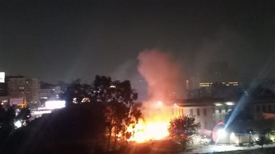 السيطرة علي حريق نشب بمحيط حديقة المتحف الزراعي في الدقي