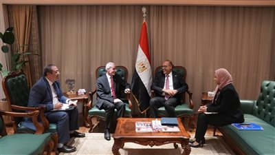 وزير العمل يبحث مع سفير ألبانيا تعزيز التعاون المشترك وتوقيع مذكرة تفاهم وآليات نقل للأيدي العاملة