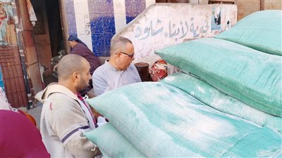  ضبط 4 أطنان سلع غذائية غير صالحة للاستهلاك الآدمي بالدقهلية