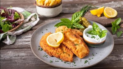 سمك مقلي مقرمش على طريقة المطاعم