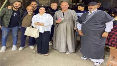 زﻳﻨﺐ ﻋﻠﻰ ﺳﻌﺪ ﺗﺮﺳﻢ ﻃﺮﻳﻖ اﻟﺒﺮﻟﻤﺎن ﺑﺈرادة ﻻ ﺗﻨﻜﺴﺮ