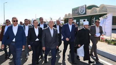 افتتاح المنطقة الإدارية والخدمية بمدينة الطور.. صور