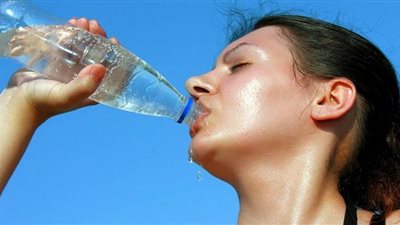 نصائح وقائية لتجنب مخاطر أشعة الشمس
