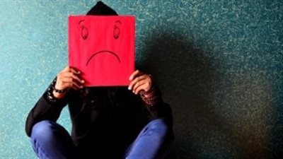 باحثون يوضحون طريقة بسيطة وفعالة لمعالجة الحزن والاكتئاب