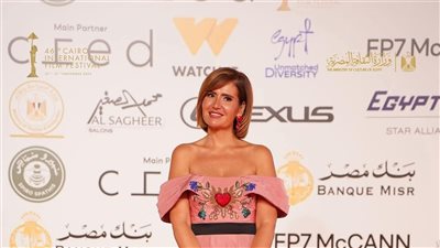 هنا شيحة تشبه سندريلا في العرض الأول لفيلم شكوى 713317 بمهرجان القاهرة