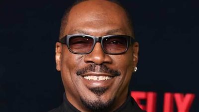 إيدي مورفي يعيد فتح ملف الأوسكار ويستحضر أثر خطابه الجريء