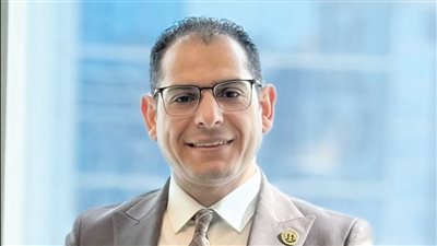 شريف العجوز: الجيل الجديد يكتب بجرأة لا تقل عمقاً عن الكلاسيكيين