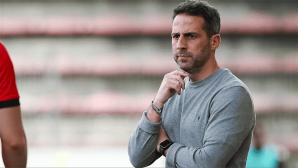 يانيك فيريرا يقود ديندر البلجيكي في محاولة إنقاذ الموسم