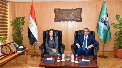 محافظ الفيوم يستقبل وزيرة التضامن ويناقشان سبل التعاون المشترك