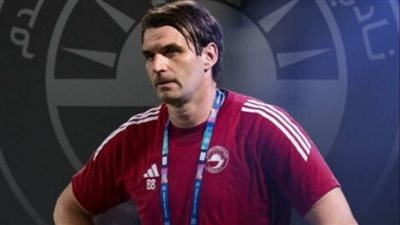 الشارقة الإماراتي يفسخ عقد المدرب ميلوش