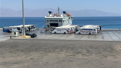 تداول  16 ألف طن بضائع بموانئ البحر الأحمر