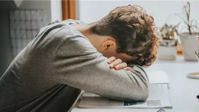 ياحثون يكشفون عن سبب خفي للإرهاق المزمن