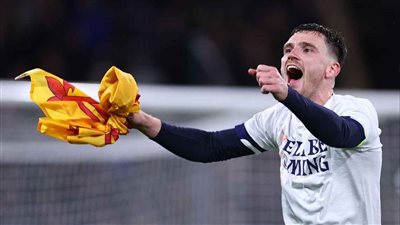 روبرتسون يتذكر دييجو جوتا وسط افراح عودة اسكتلندا الى المونديال 