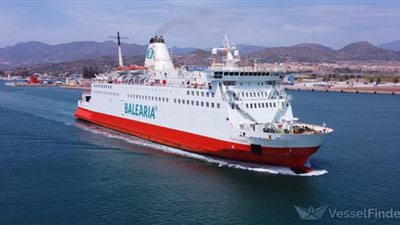 تداول 19 ألف طن و973 شاحنة بضائع بموانئ البحر الأحمر