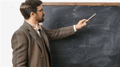 بلاغ ضد مدرس علم نفس بتهمة التلفظ بعبارات خادشة داخل فصل ثانوي  