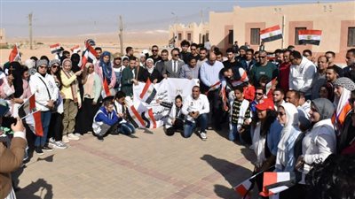 المشاركون في أولى رحلات شباب مصر في زيارة للمشروعات الحيوية بشمال سيناء