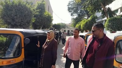 لإعادة الانضباط للشارع.. حملات لضبط التوك التوك بمطاي