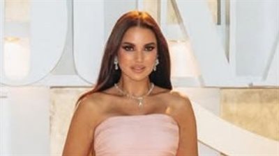 إطلالة درة زروق تجذب الانتباه في أحدث ظهور لها