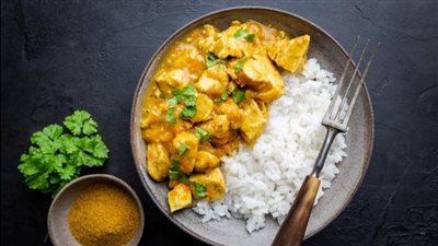 طريقة تحضير دجاج بالكاري مع البطاطس بنكهات لذيذة