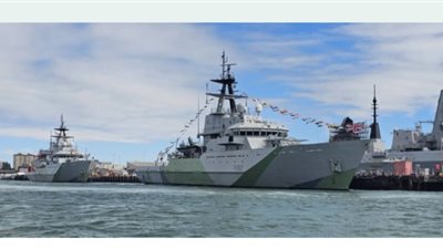 البحرية البريطانية تعترض فرقاطة وناقلة نفط روسيتين