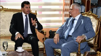 وزير الشباب والرياضة يشهد ندوة حول دور الشباب في حماية الأمن القومي المصري
