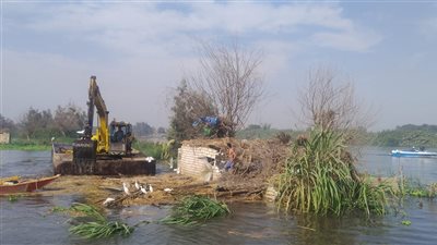 إزالة 22 حالة تعدٍ على مجرى نهر النيل بفرع رشيد 