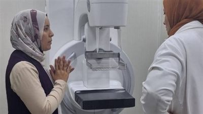 دعم  مستشفى رشيد بجهاز الكشف المبكر عن أورام الثدى 