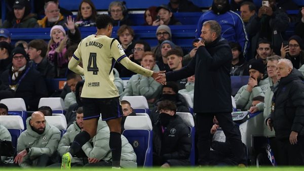 برشلونة يعلن تشكيله أمام إشبيلية في الدوري الإسباني