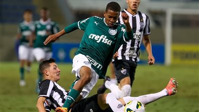 وكيل الاعب يؤكد ان برشلونة له مكانة خاصة في قلب استيفاو