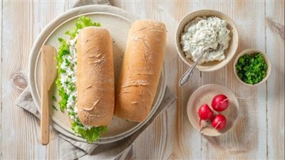 ساندويتش الجبن الكريمي بالزعتر| وجبة خفيفة غنية بالبروتين