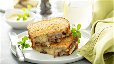 توست بجبن الموزاريلا والمشروم| وجبة مغذية وسريعة