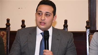 نائب محافظ الفيوم يشهد ندوة 
