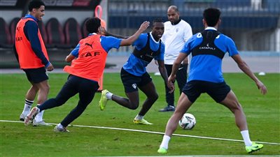 مران الزمالك..فقره تدريبات بدنيه للاعبين 